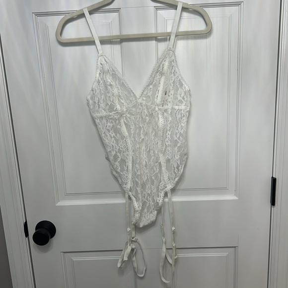 Adore Me- Clarisse Unlined Lingerie Bodysuit - Picture 4 of 7